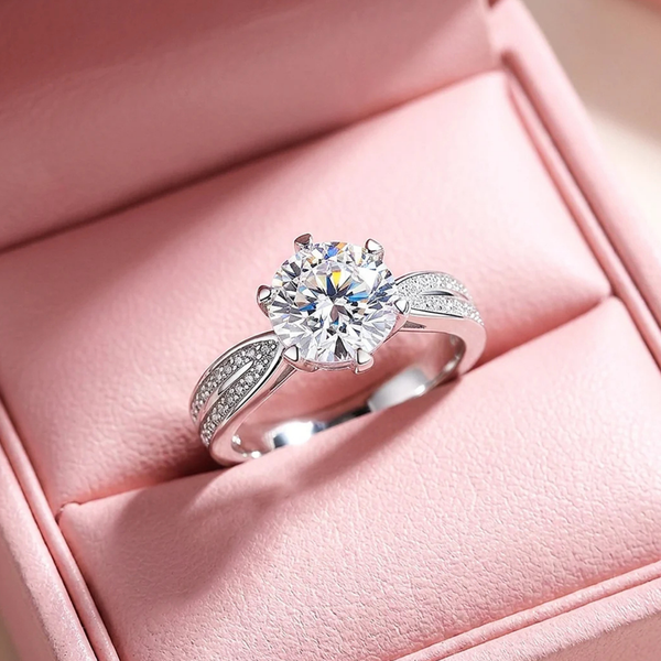 Bague de promesse ajustable